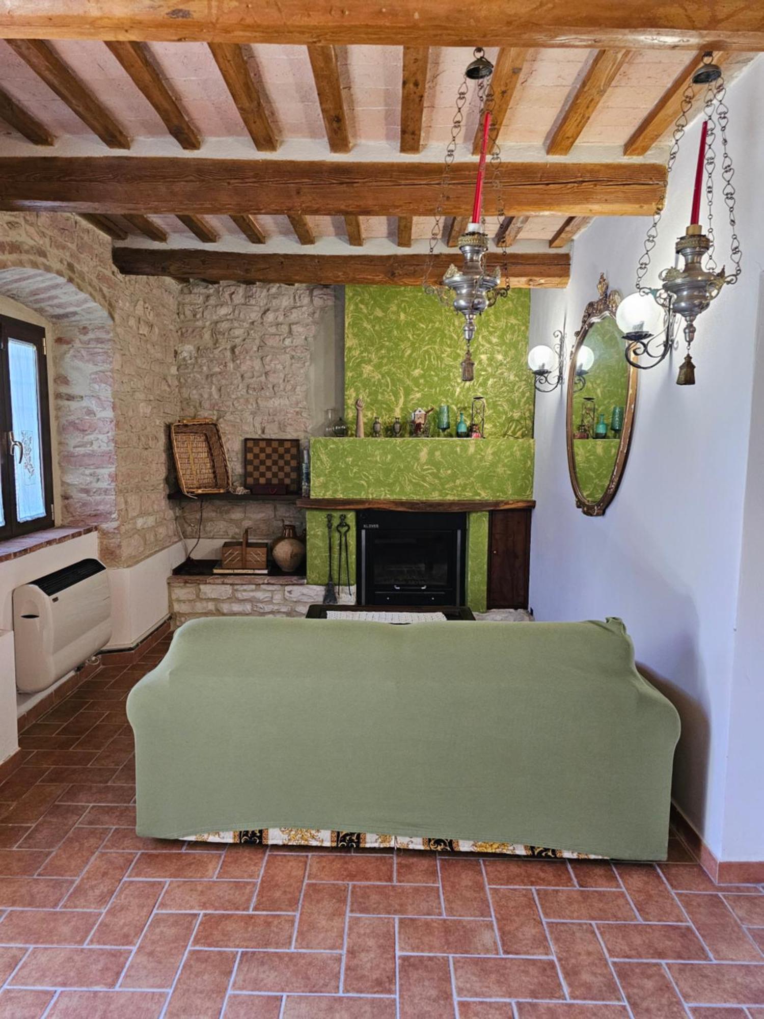 La Rosa Dei Venti - Country House Fossato di Vico Luaran gambar