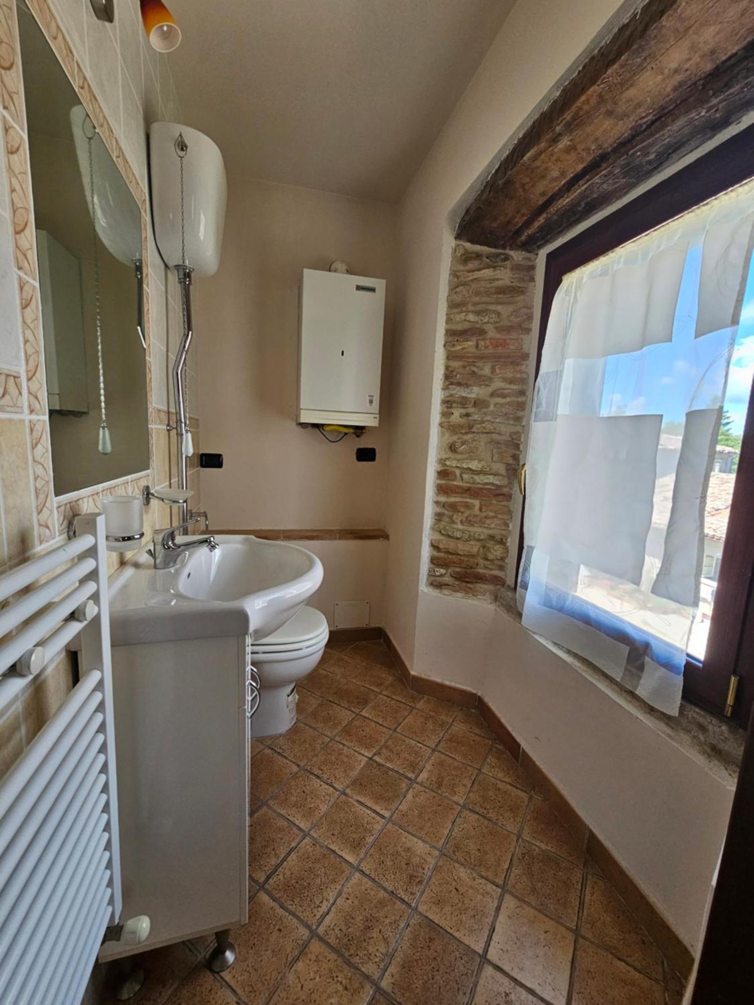 La Rosa Dei Venti - Country House Fossato di Vico Luaran gambar