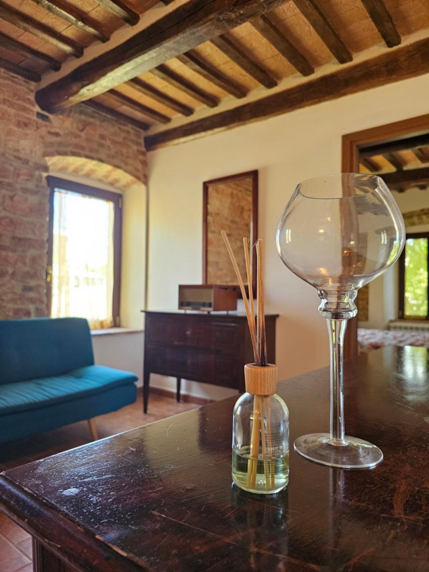La Rosa Dei Venti - Country House Fossato di Vico Luaran gambar